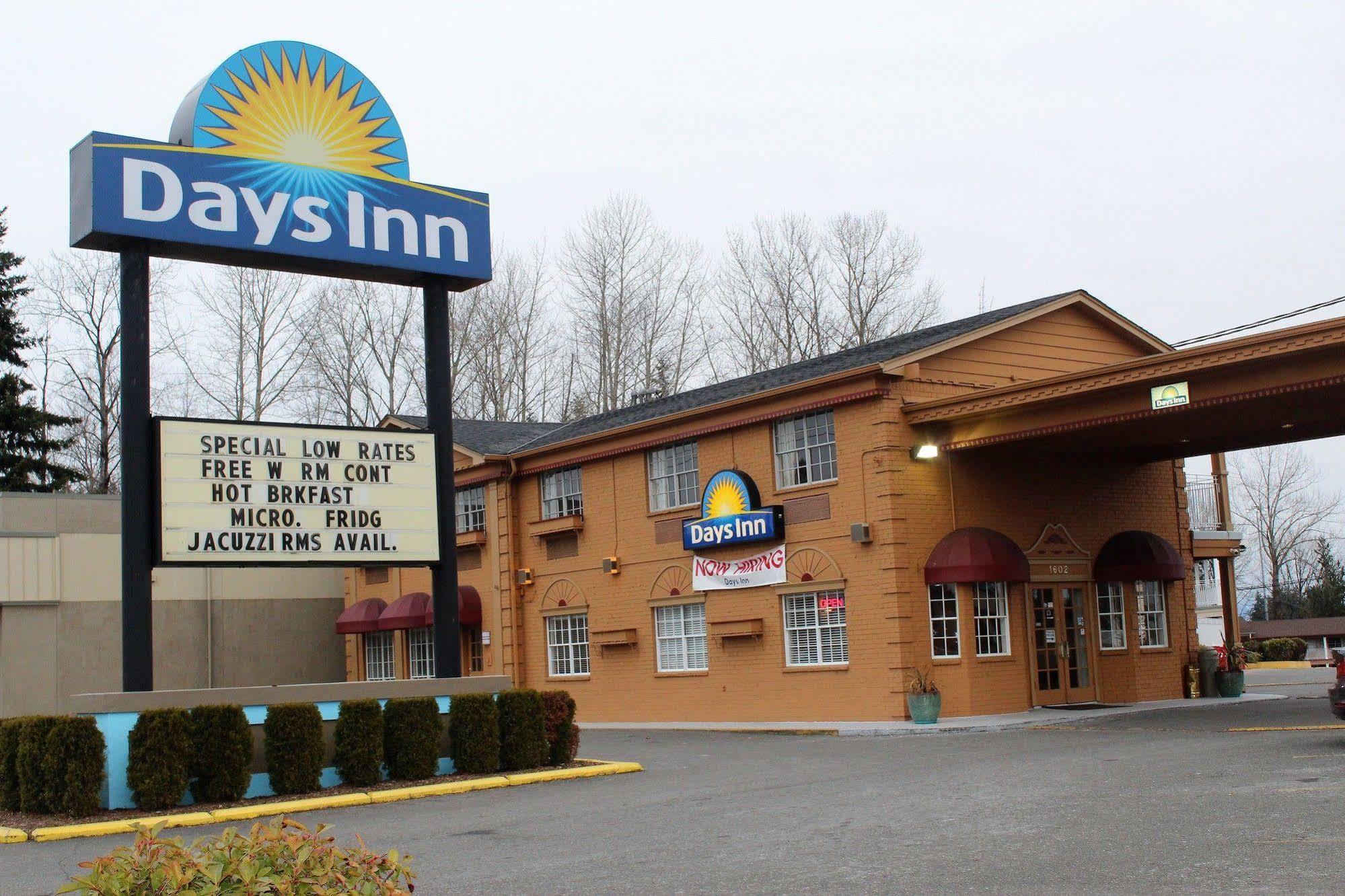 Days Inn By Wyndham エバレット エクステリア 写真